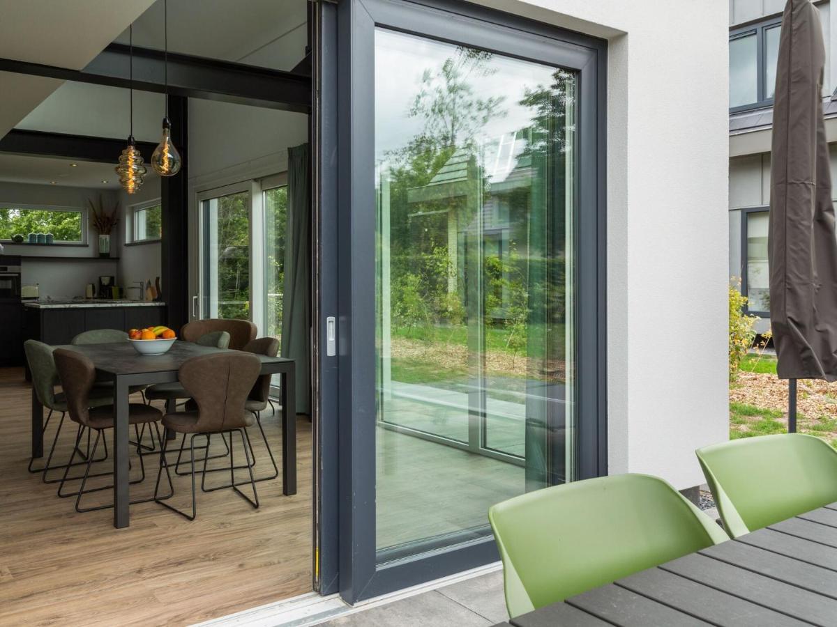 Holiday Home On Texel With Garden Westermient Exterior foto